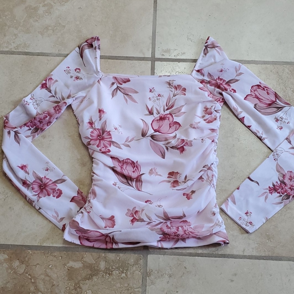 Necessary object pink top